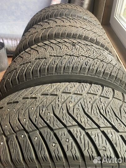 Yokohama Ice Guard IG65 215/50 R17 95T