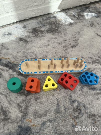 Развивающие игрушки