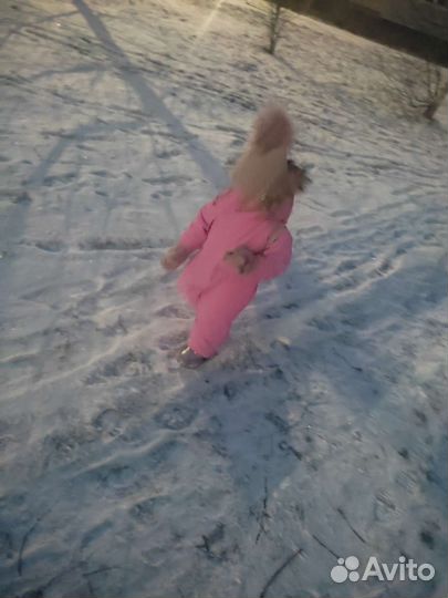 Зимний комбинезон для девочки 92