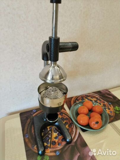 Соковыжималка пресс для граната и цитрусовых