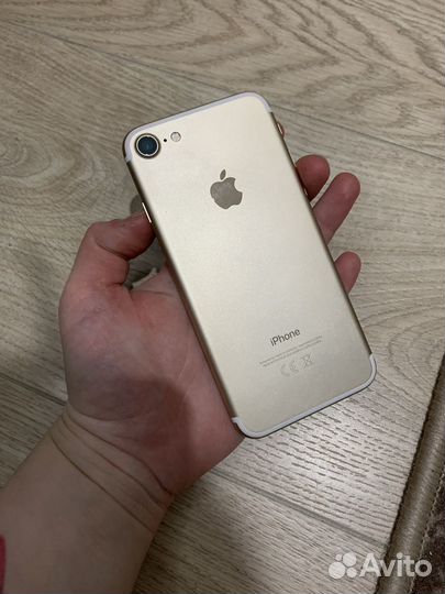 iPhone 7, 32 ГБ