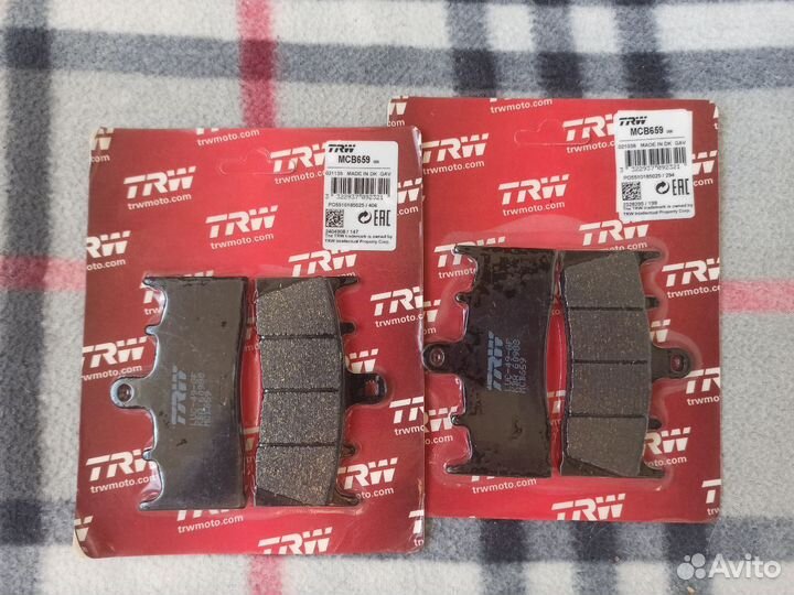 Тормозные колодкиTRW MCB659 SV