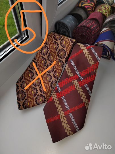 Галстуки СССР и иностранных брендов тех времен