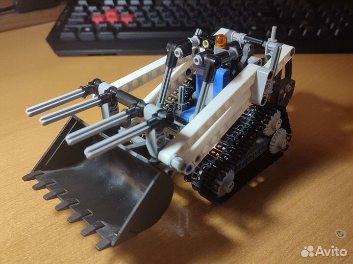 Lego technic 42032 гусеничный мини-погрузчик