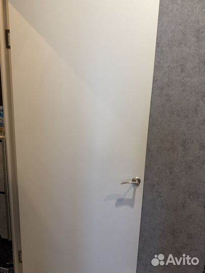 Двери межкомнатные 4 штуки