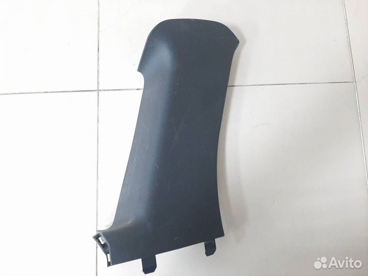 Обшивка стойки Renault Duster 2012