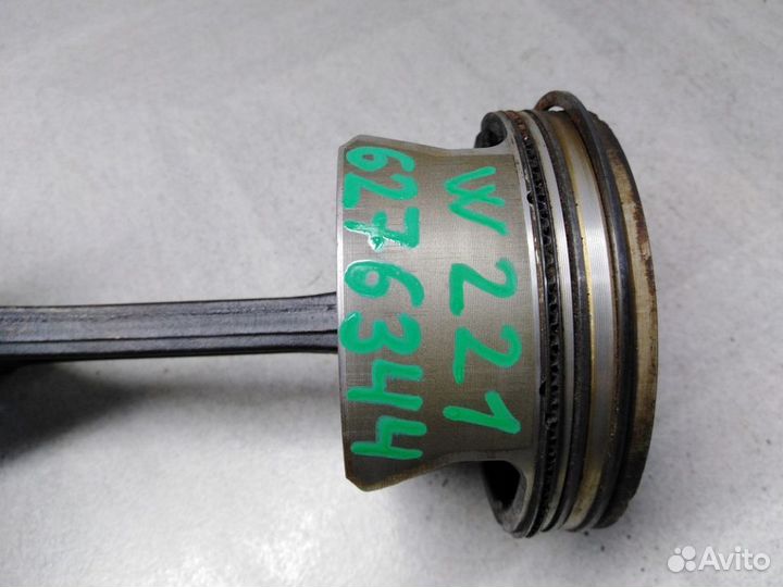 Поршень с шатуном Мерседес