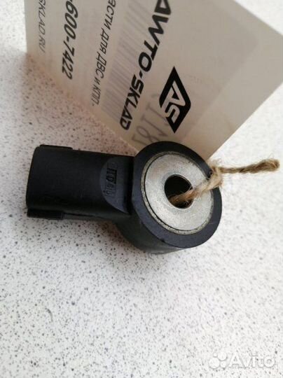 Датчик детонации Nissan Primera P11E QG16DE