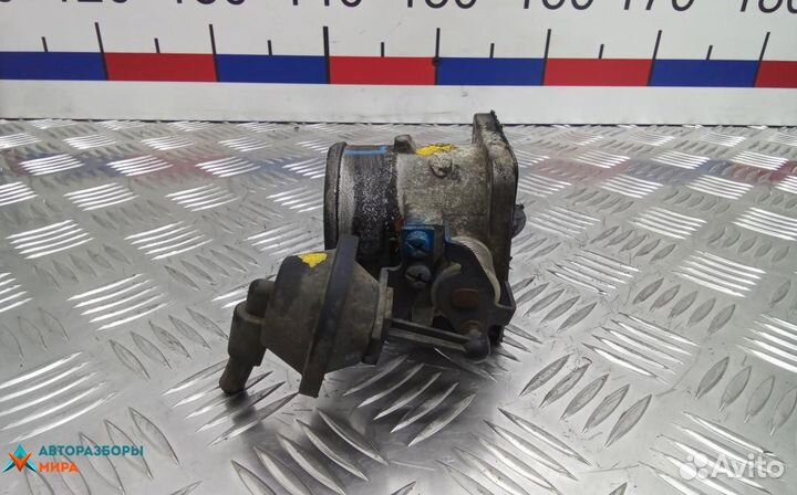 Заслонка дроссельная Hyundai Tucson 2005