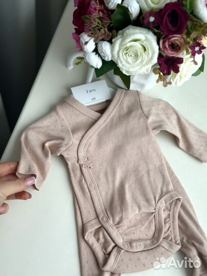 Комплект на девочку распашонка и ползунки 50