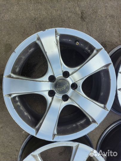 Диски Subaru R16