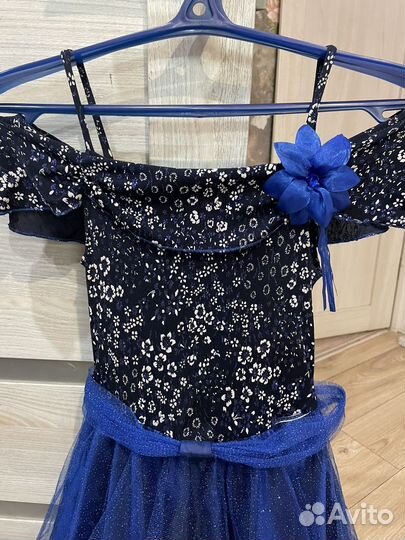 Платье нарядное 146 152