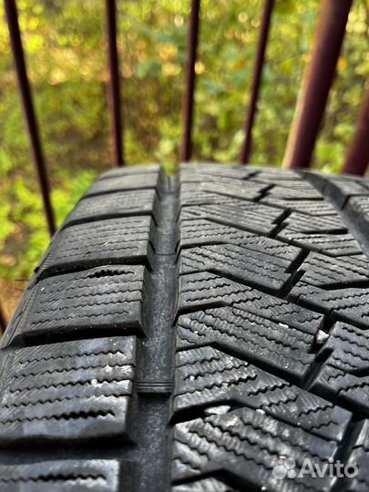 Triangle PL02 245/45 R18