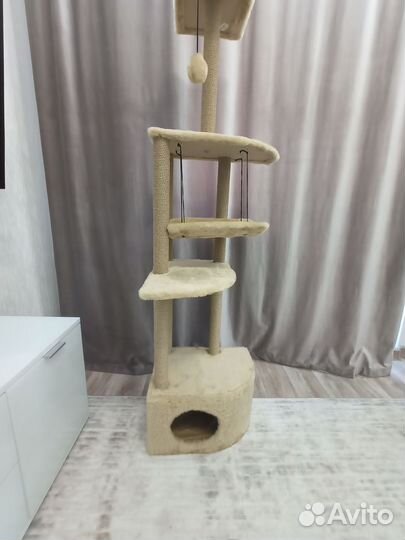 Домик для кошки с когтеточкой