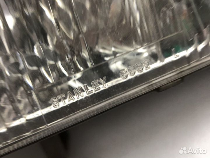 Фара левая Honda Ascot