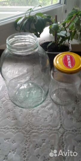 Банка стеклянная