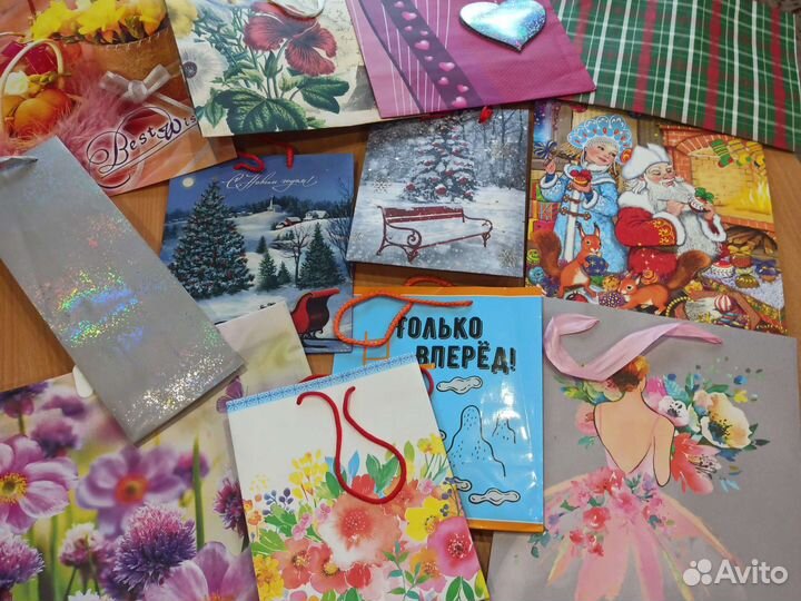 Пакеты подарочные