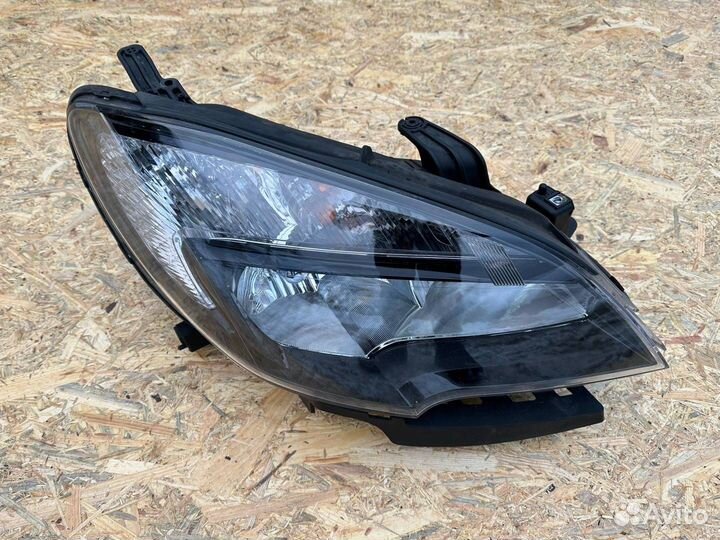 Фара правая Opel Mokka 2015 42435928