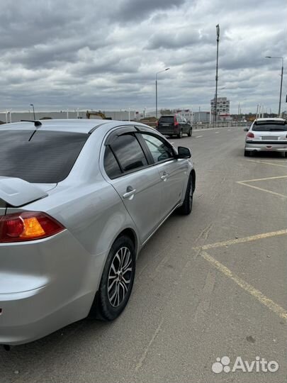 Mitsubishi Lancer 1.5 AT, 2008, 210 000 км