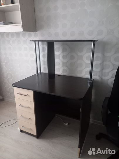 Компьютерный столик бу