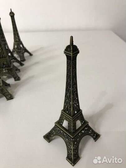 Статуэтка Эйфелева башня
