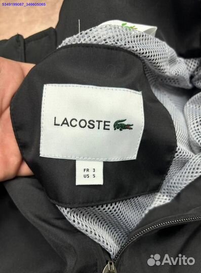 Легкая ветровка Lacoste для города