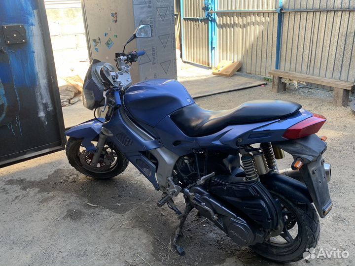 Продам скутер байк guro GET 150 CC