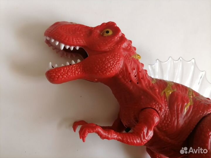 Динозавр тиранозавр движение свет звук