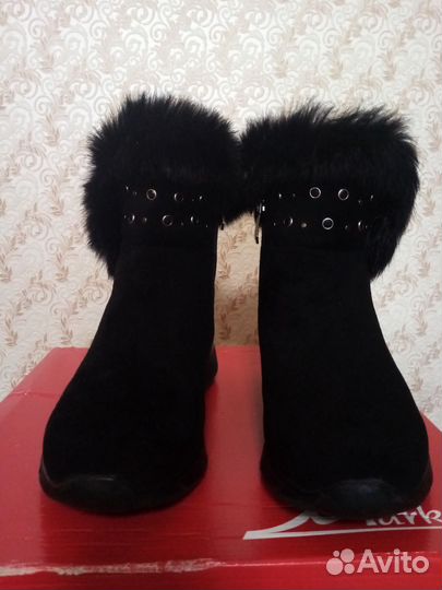 Ботинки женские зимние 35-36 размер