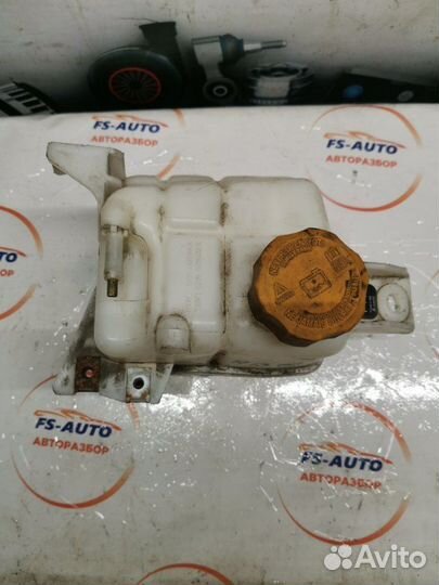 Бачок расширительный Chevrolet Captiva 2.2 дизель