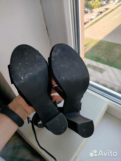 Босоножки женские 37 размер