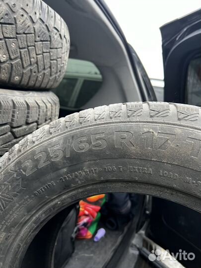 Continental Conti4x4IceContact 255/65 R17