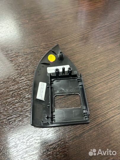 Декоративная накладка ручки задняя левая Land