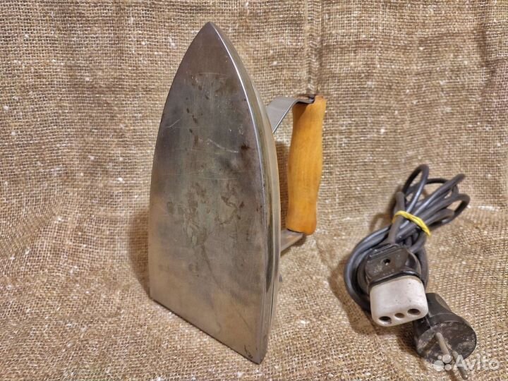 Утюг зтк 1952 год СССР