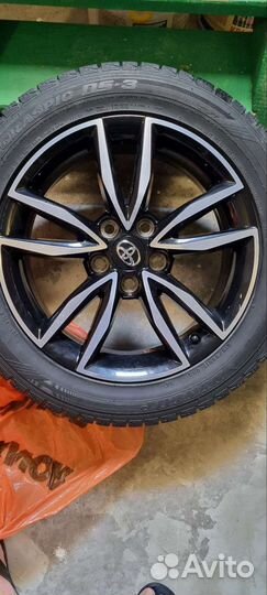 Dunlop Graspic DS3 215/55 R17
