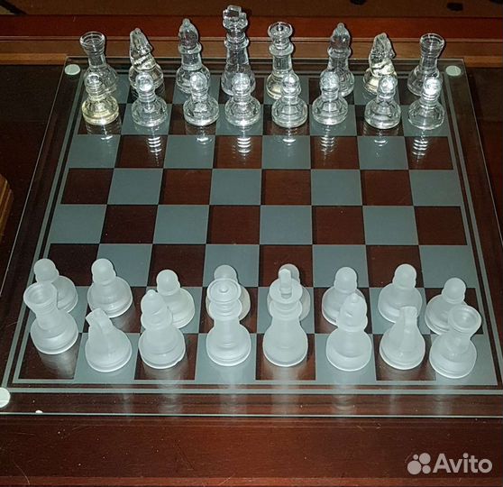 Шахматы стеклянные
