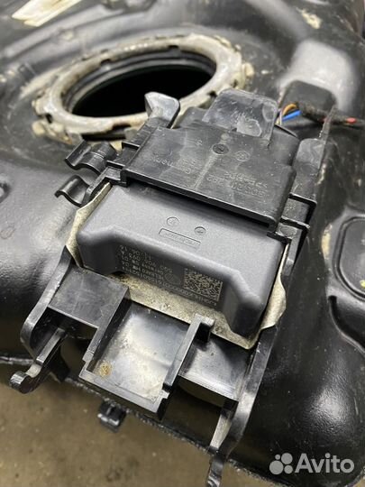 Блок управления топливным насосом Skoda Octavia A7