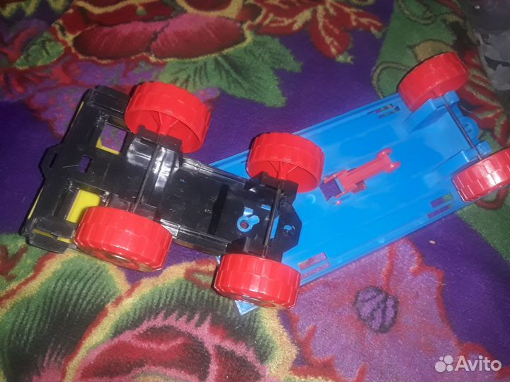 Машина с прицепом СССР