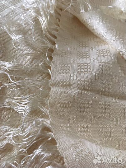 Скатерти вискозный шелк старинный