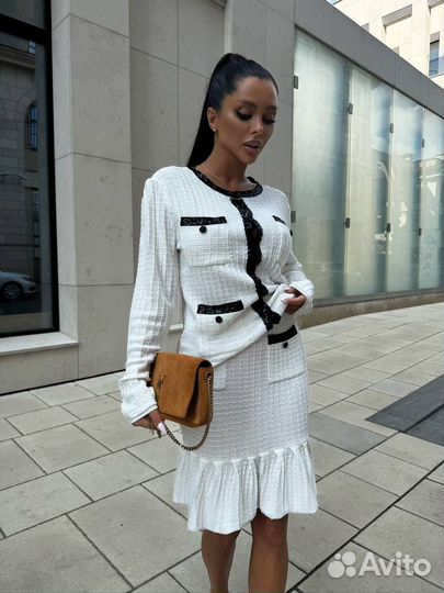 Костюм женский