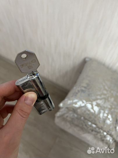 Личинка для замка бу