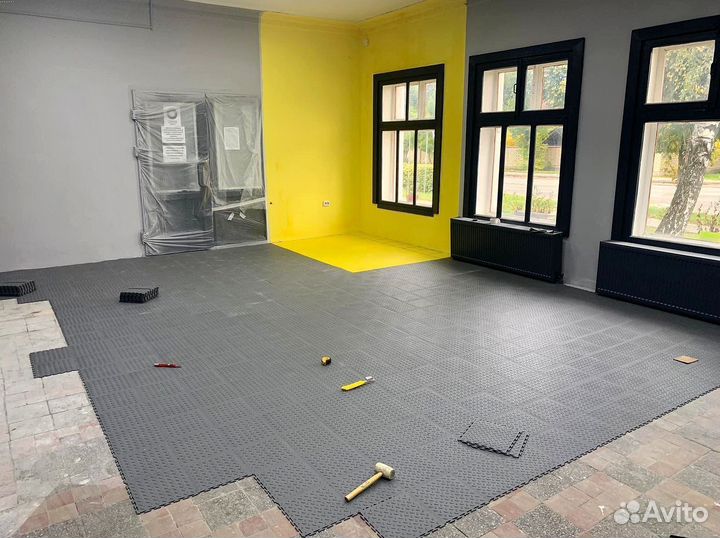 Модульное напольное покрытие