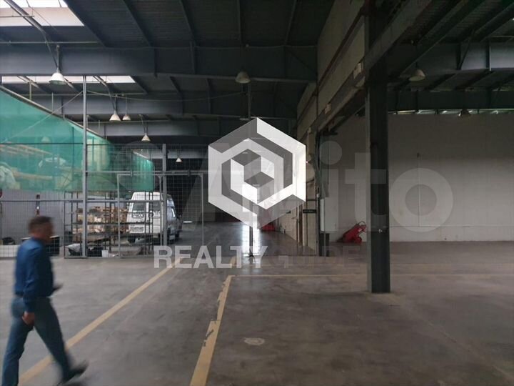 2012 м2 Складской комплекс 