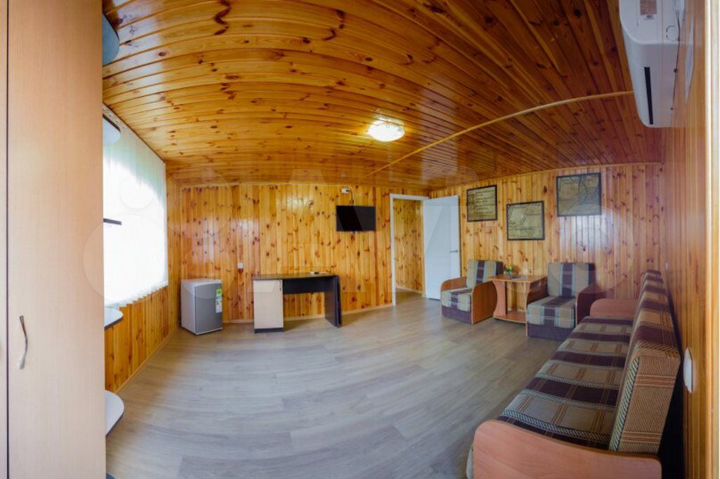 Комната 40 м² в 2-к., 2/2 эт.