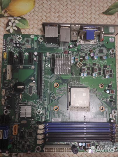 Материнская плата с процессором am3