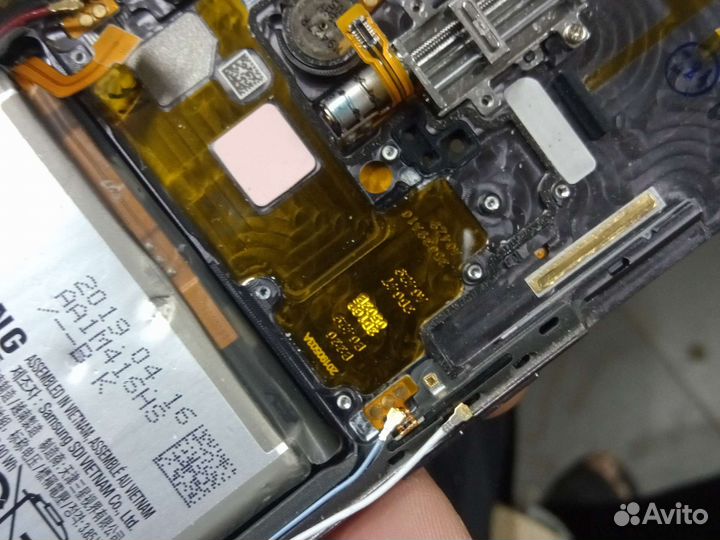 Акб,нижняя плата,боковые кнопки на samsung a80