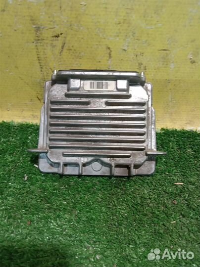 Блок ксеноновой лампы Ford Kuga 2 CBS 2011