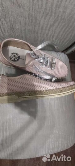 Кеды,кроссовки новые