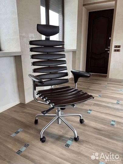 Кресло руководителя De Sede Skeleton