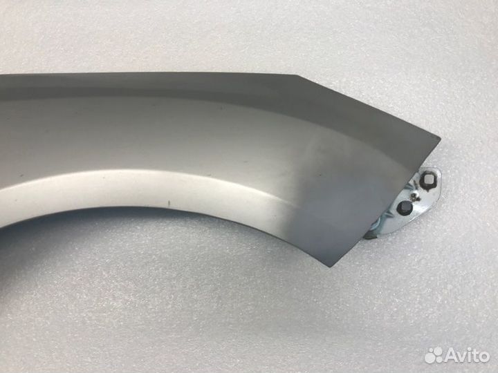 Крыло правое Ford Focus 3 хетчбек 2.0 2013